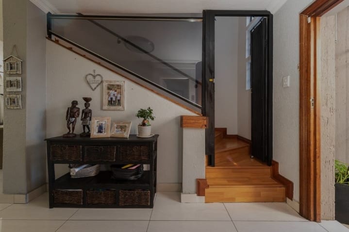 3 Bedroom Property for Sale in Bassonia Gauteng