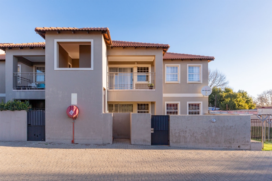 2 Bedroom Property for Sale in Rynfield A H Gauteng