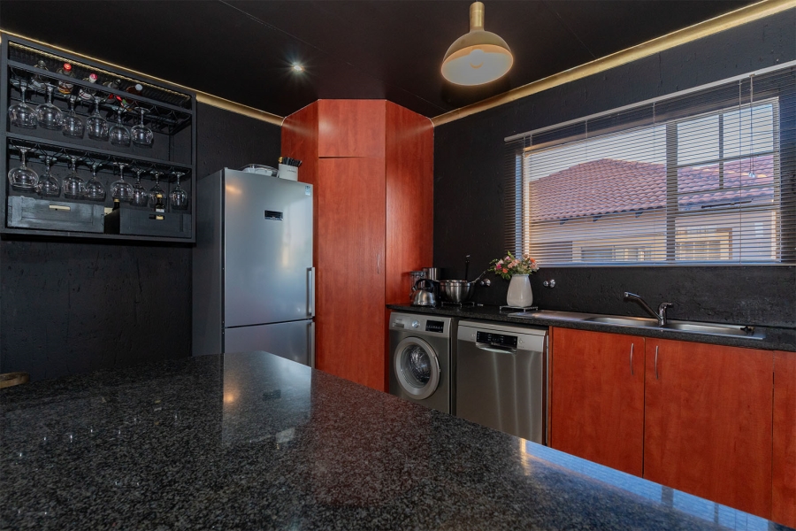 2 Bedroom Property for Sale in Rynfield A H Gauteng