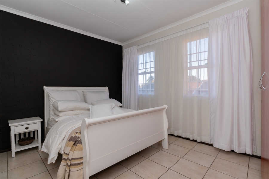 2 Bedroom Property for Sale in Rynfield A H Gauteng