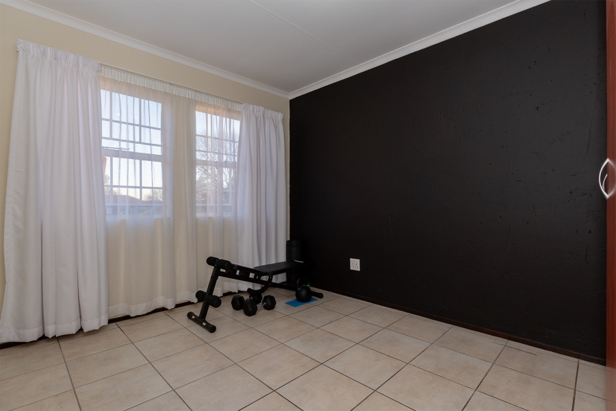 2 Bedroom Property for Sale in Rynfield A H Gauteng