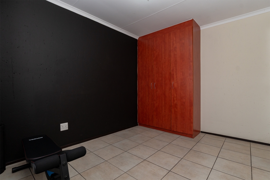 2 Bedroom Property for Sale in Rynfield A H Gauteng
