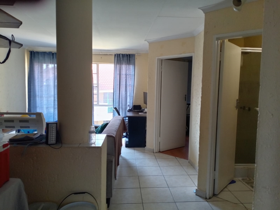 2 Bedroom Property for Sale in Vorna Valley Gauteng