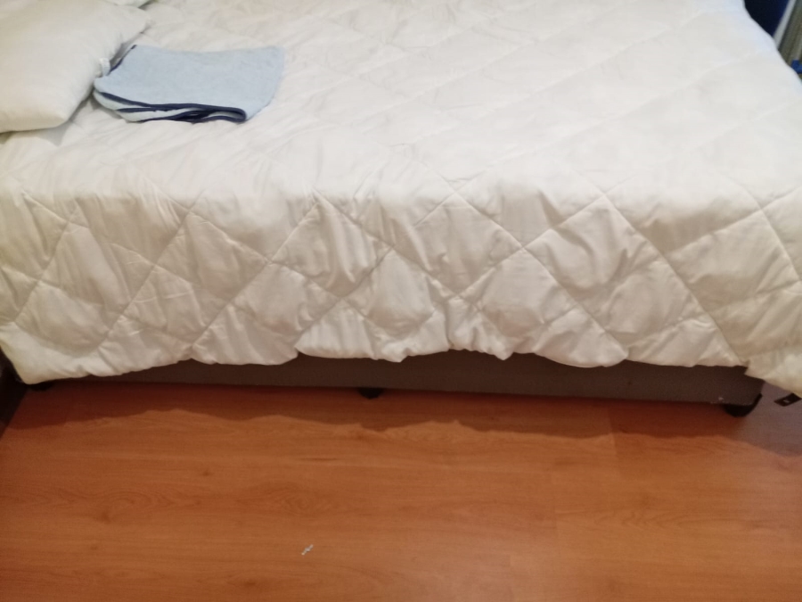 2 Bedroom Property for Sale in Vorna Valley Gauteng