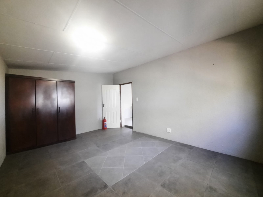 To Let 2 Bedroom Property for Rent in Muldersdrift Gauteng