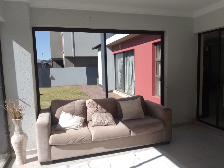 5 Bedroom Property for Sale in Midstream Estate Gauteng