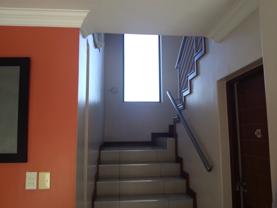 5 Bedroom Property for Sale in Midstream Estate Gauteng