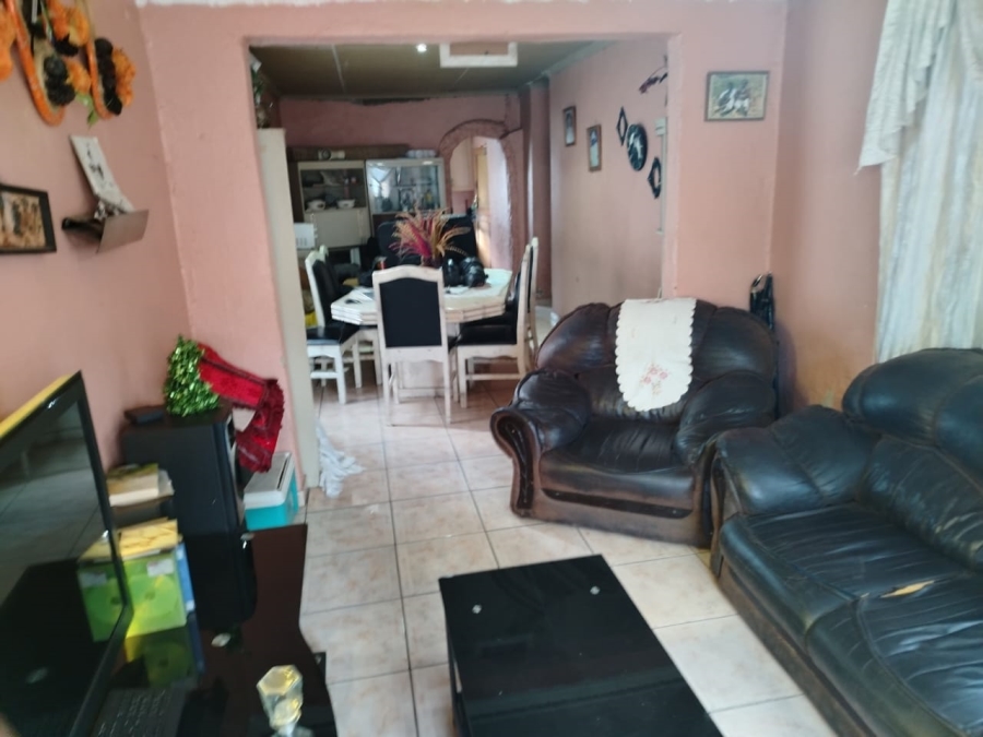 3 Bedroom Property for Sale in Elindinga Gauteng