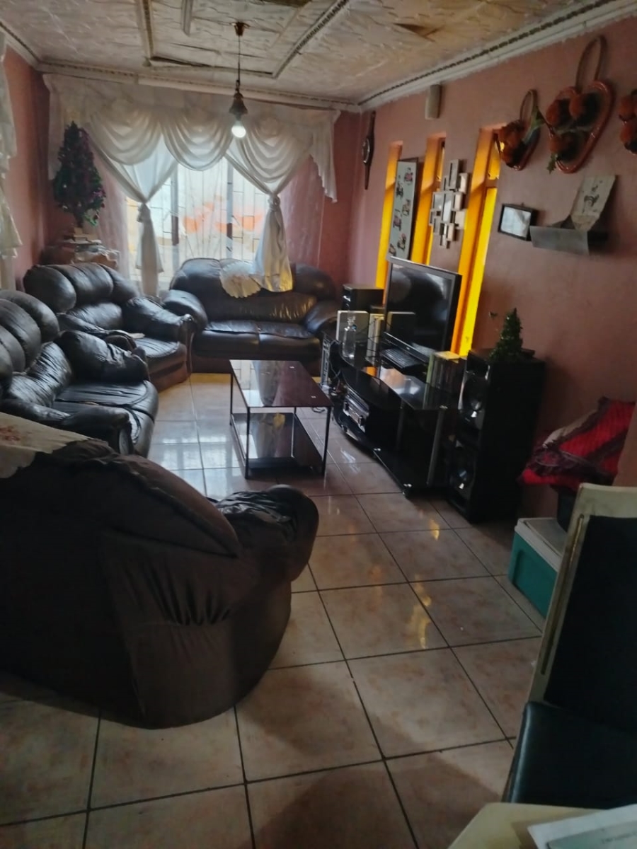 3 Bedroom Property for Sale in Elindinga Gauteng