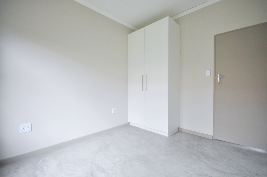 2 Bedroom Property for Sale in Eldorette Gauteng