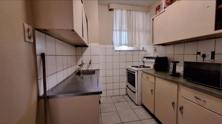 2 Bedroom Property for Sale in Baileys Muckleneuk Gauteng