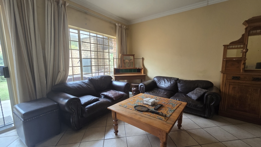 2 Bedroom Property for Sale in The Wilds Gauteng