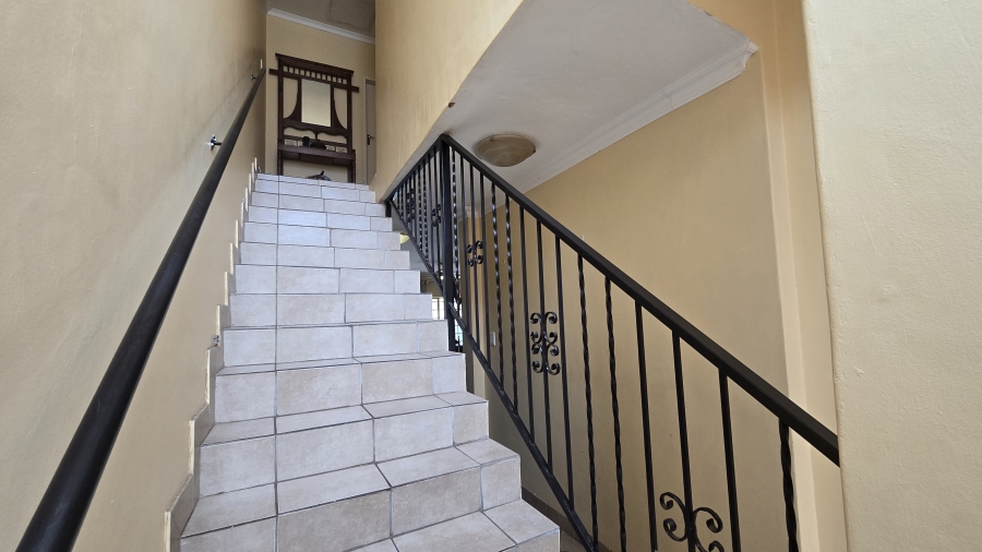 2 Bedroom Property for Sale in The Wilds Gauteng
