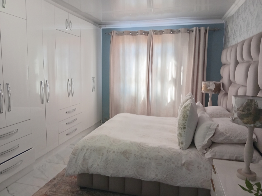 3 Bedroom Property for Sale in Dawn Park Gauteng
