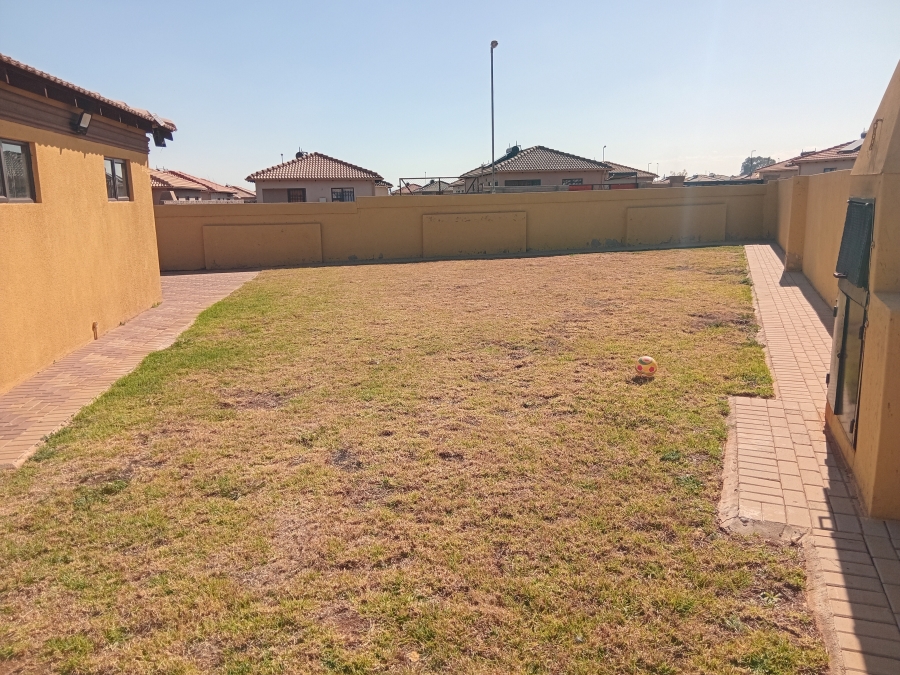 3 Bedroom Property for Sale in Dawn Park Gauteng