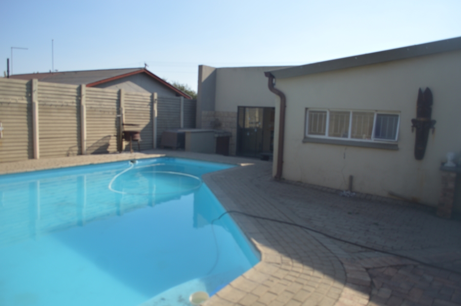 4 Bedroom Property for Sale in Riversdale Gauteng