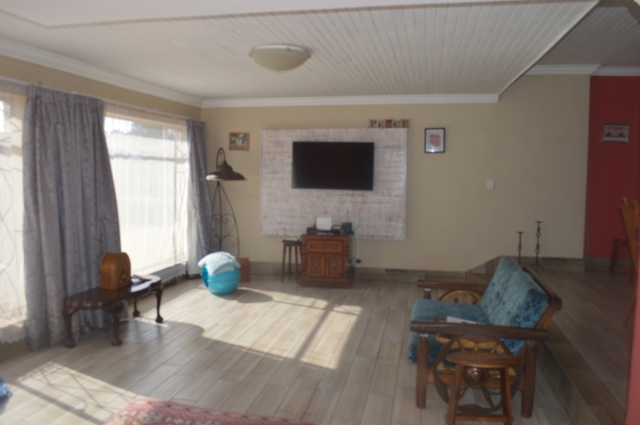 4 Bedroom Property for Sale in Riversdale Gauteng