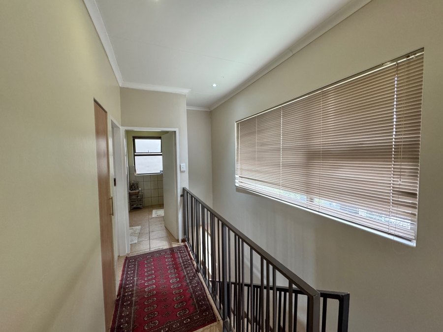 3 Bedroom Property for Sale in Olympus AH Gauteng