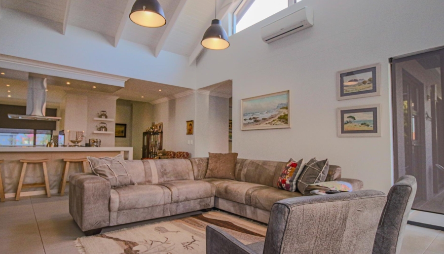 2 Bedroom Property for Sale in Midlands Estate Gauteng