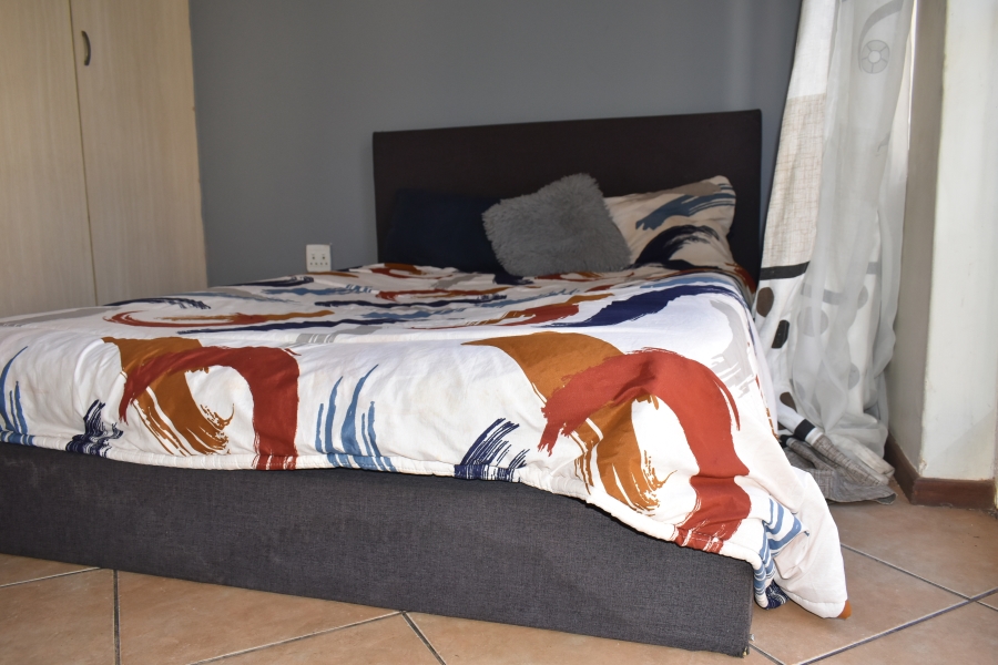 2 Bedroom Property for Sale in Pretoria North Gauteng
