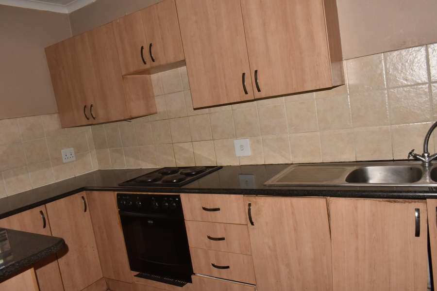 2 Bedroom Property for Sale in Pretoria North Gauteng