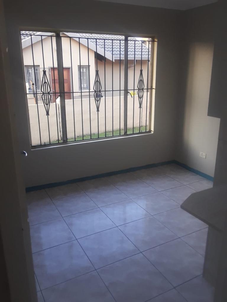 To Let 3 Bedroom Property for Rent in Ormonde Gauteng