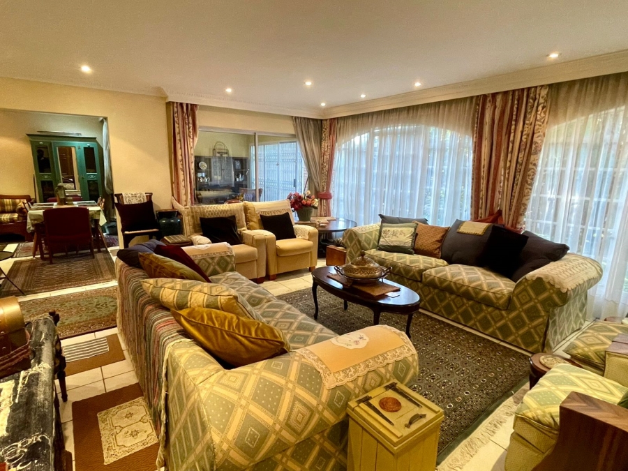 4 Bedroom Property for Sale in Groenkloof Gauteng