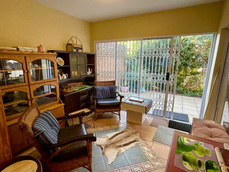 4 Bedroom Property for Sale in Groenkloof Gauteng