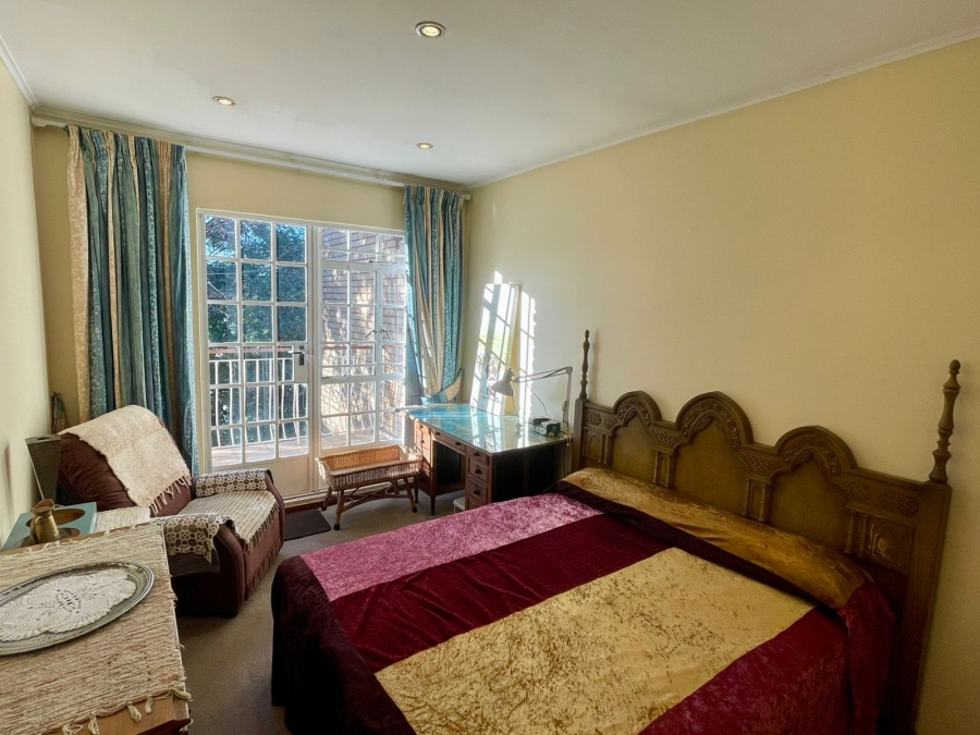 4 Bedroom Property for Sale in Groenkloof Gauteng