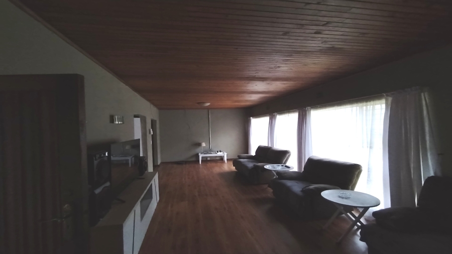 To Let 4 Bedroom Property for Rent in Vanderbijlpark SW 5 Gauteng