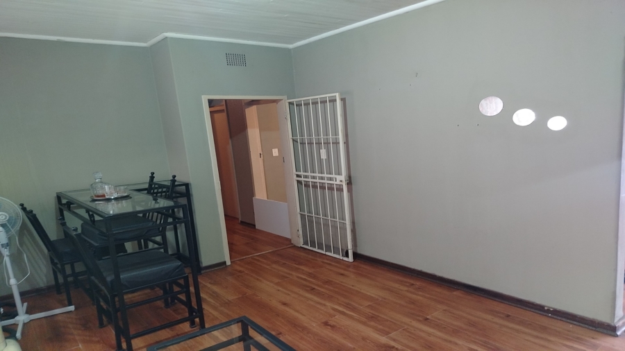 To Let 4 Bedroom Property for Rent in Vanderbijlpark SW 5 Gauteng