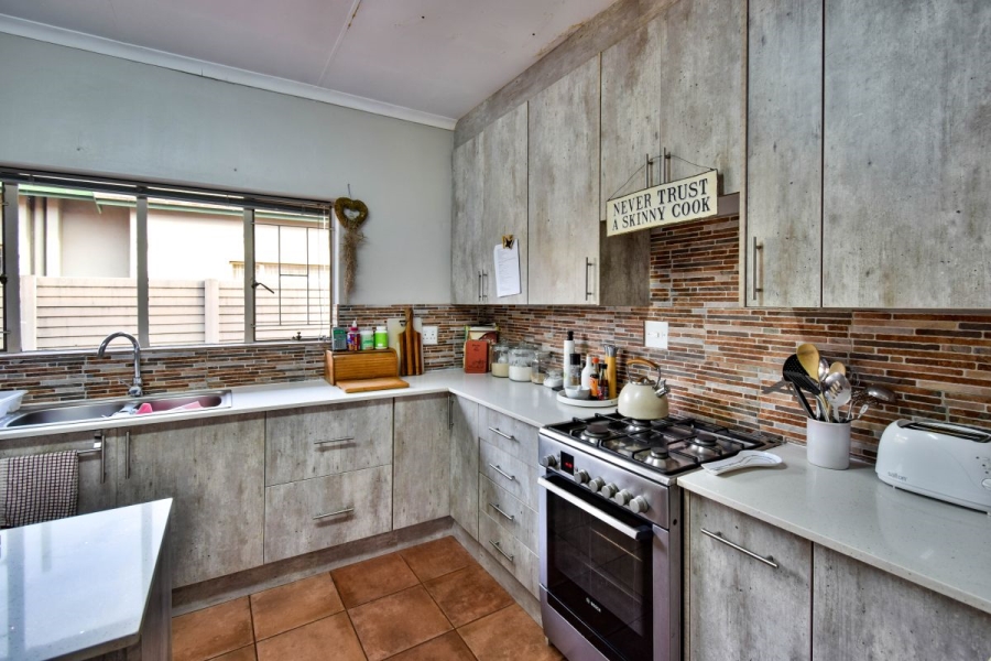 4 Bedroom Property for Sale in Pretoria North Gauteng