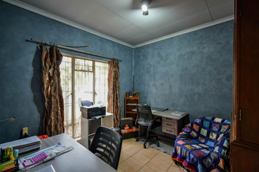 4 Bedroom Property for Sale in Pretoria North Gauteng