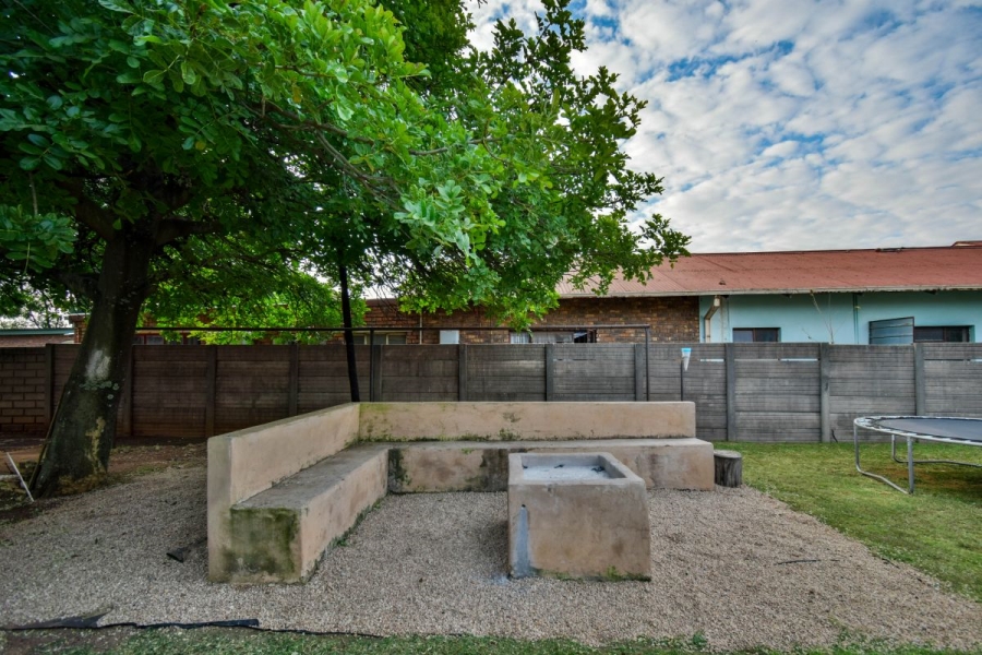 4 Bedroom Property for Sale in Pretoria North Gauteng