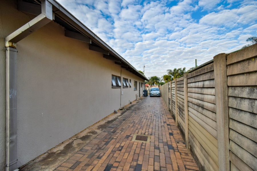 4 Bedroom Property for Sale in Pretoria North Gauteng