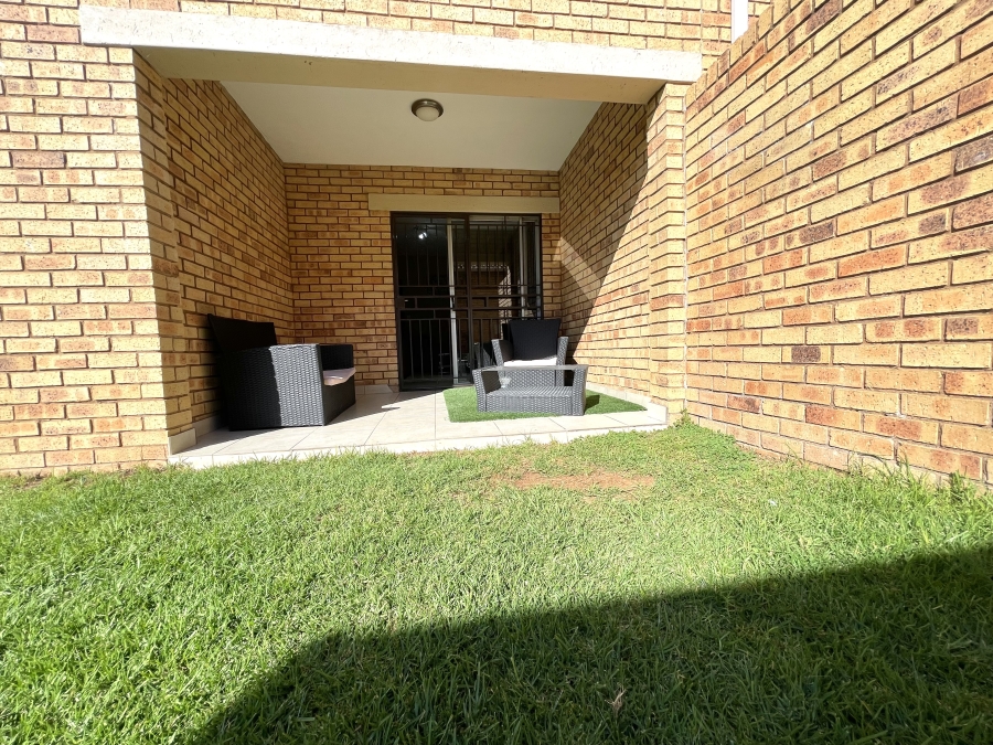2 Bedroom Property for Sale in Noordwyk Gauteng