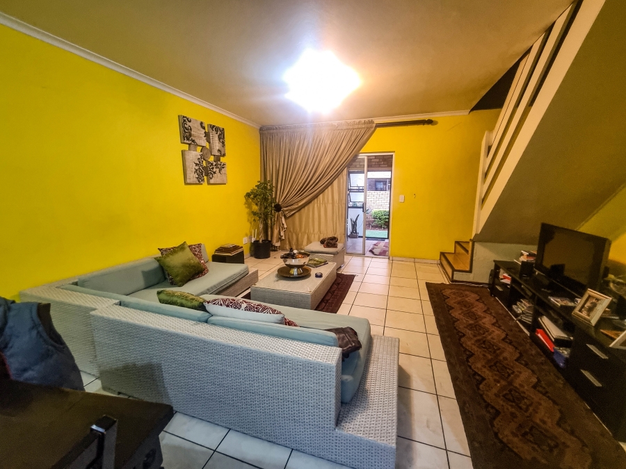 3 Bedroom Property for Sale in Ruimsig Gauteng
