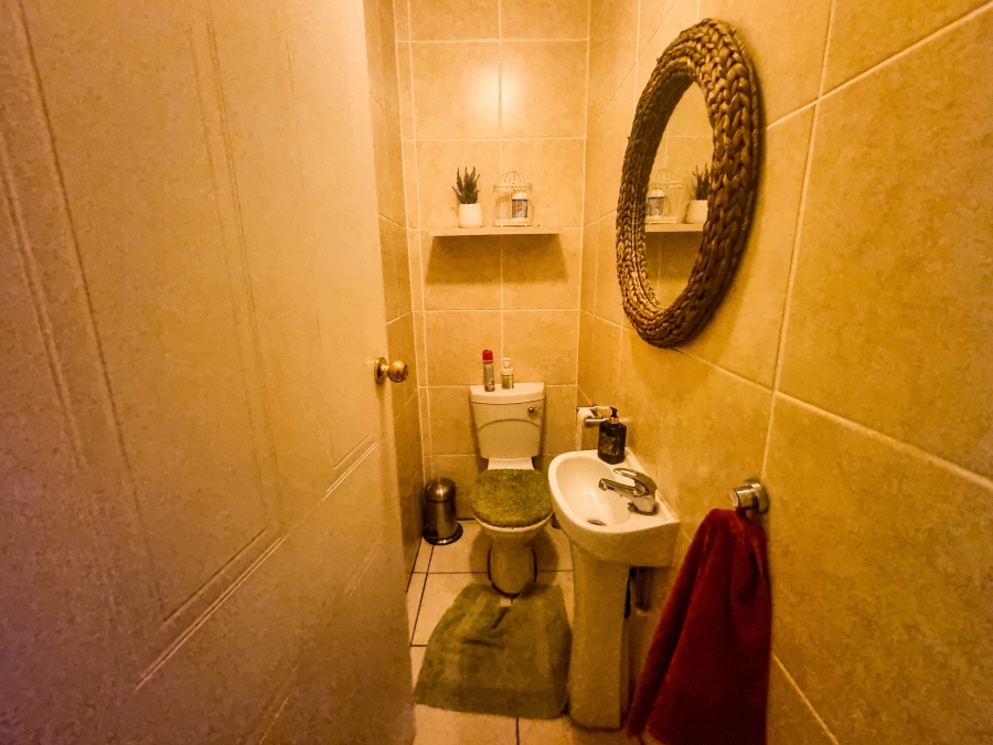 3 Bedroom Property for Sale in Ruimsig Gauteng