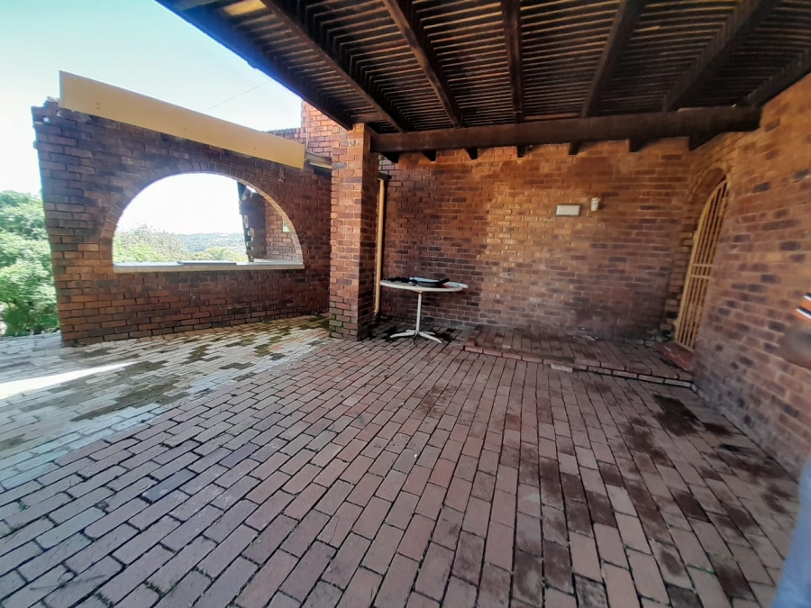 To Let 4 Bedroom Property for Rent in Helderkruin Gauteng