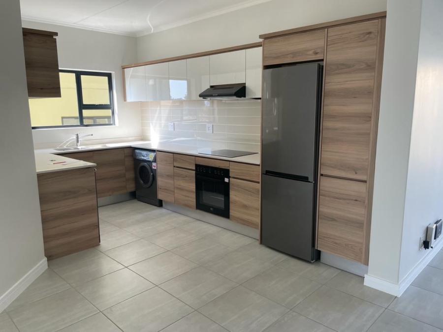 To Let 3 Bedroom Property for Rent in Waterfall Gauteng