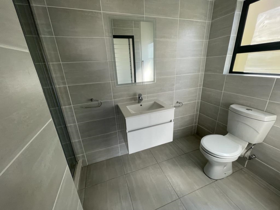 To Let 3 Bedroom Property for Rent in Waterfall Gauteng