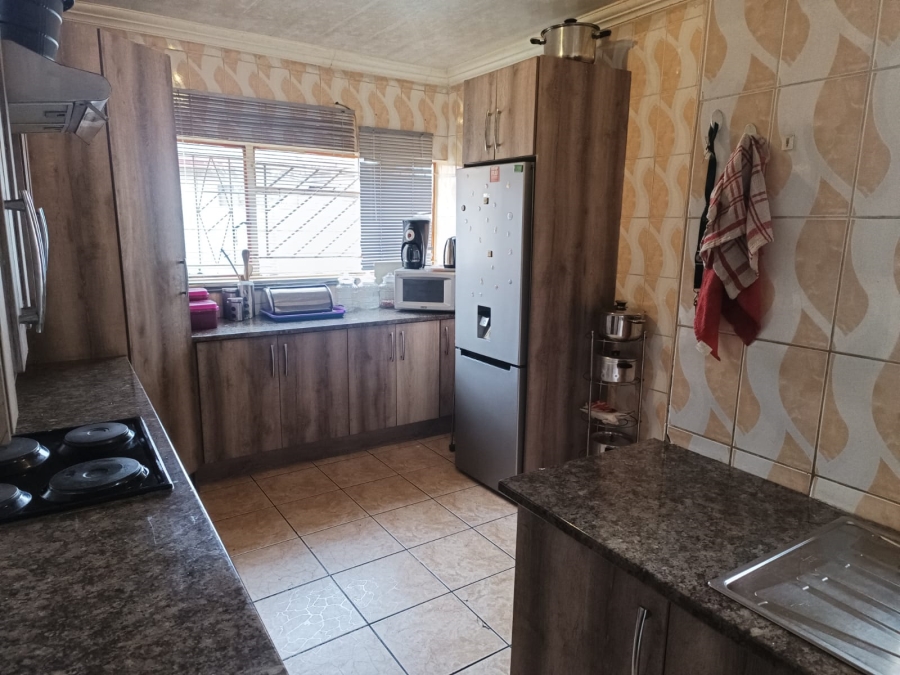 3 Bedroom Property for Sale in Westergloor Gauteng