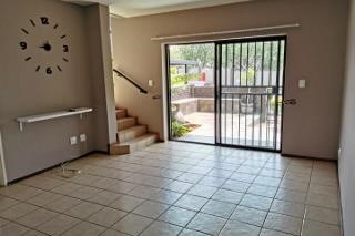 To Let 2 Bedroom Property for Rent in Noordheuwel Gauteng