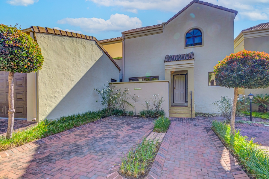 3 Bedroom Property for Sale in Lonehill Gauteng
