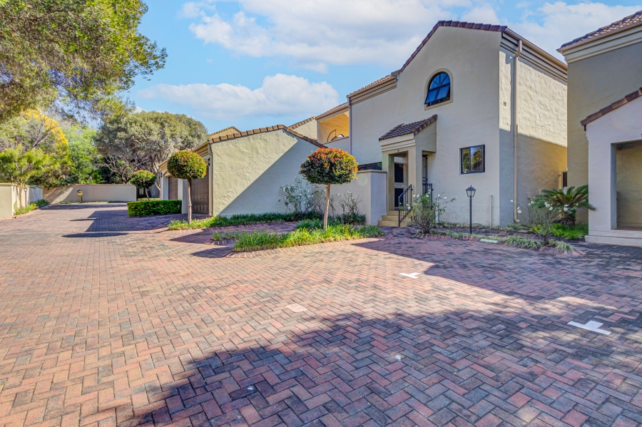 3 Bedroom Property for Sale in Lonehill Gauteng
