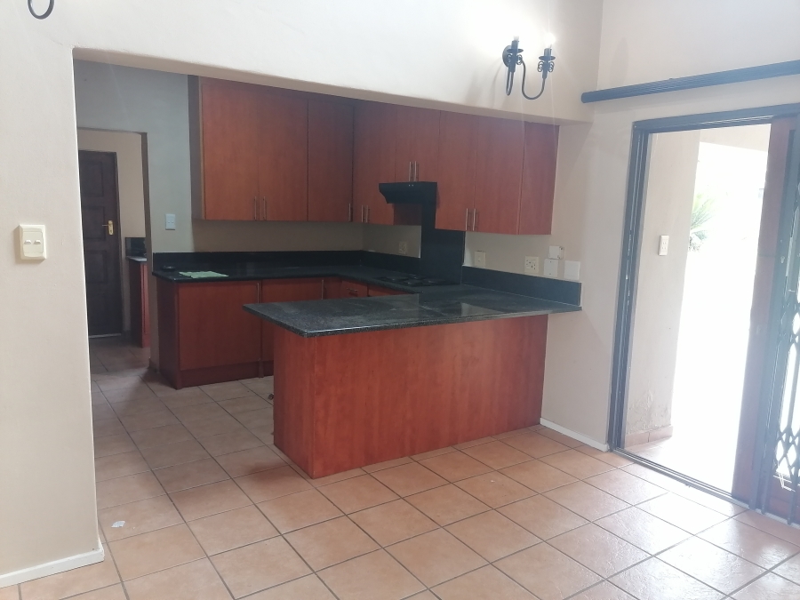 To Let 3 Bedroom Property for Rent in Randpark Ridge Gauteng