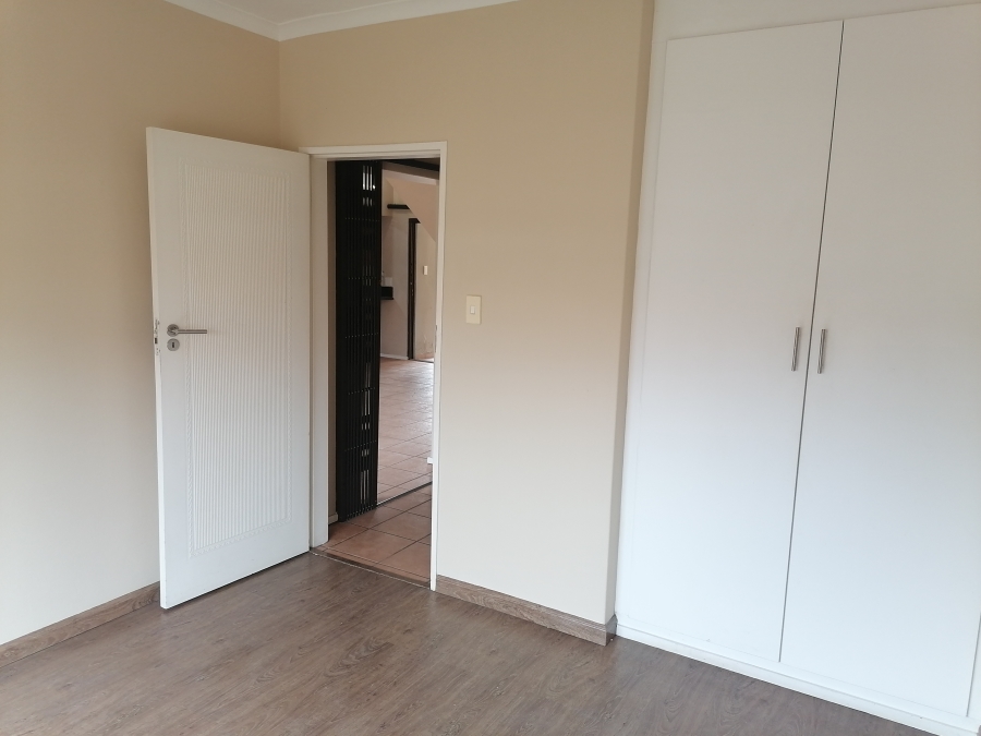 To Let 3 Bedroom Property for Rent in Randpark Ridge Gauteng