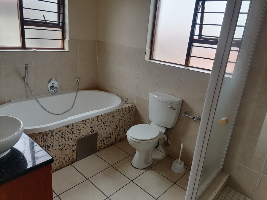 To Let 3 Bedroom Property for Rent in Randpark Ridge Gauteng