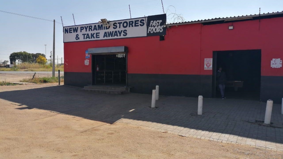To Let 2 Bedroom Property for Rent in Pretoria North Gauteng