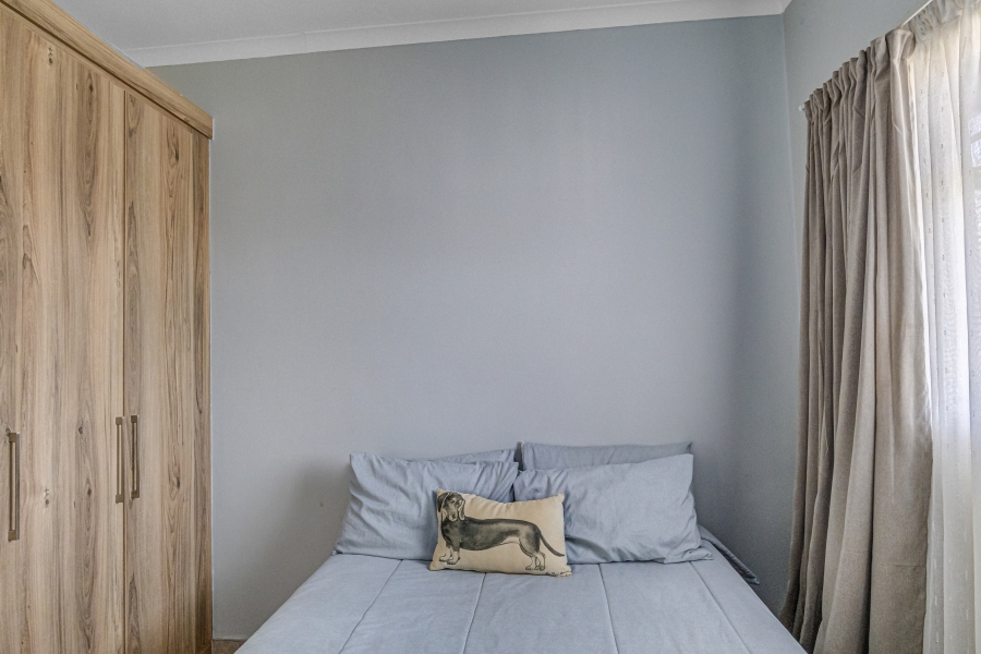 To Let 2 Bedroom Property for Rent in Esther Park Gauteng
